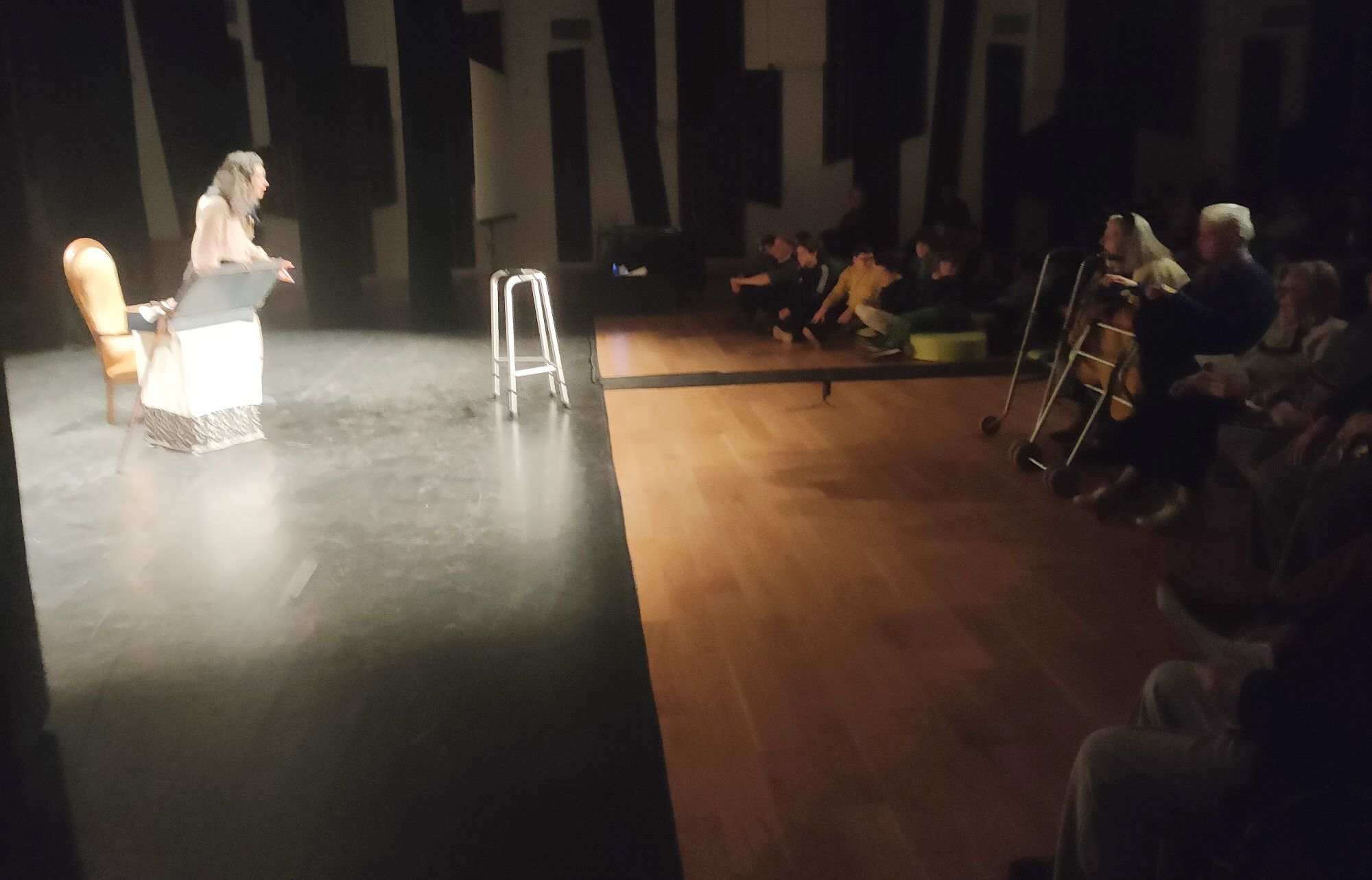 SORTIE à Romainville, au théâtre Le Pavillon (Film : extrait de l&rsquo;atelier préparatoire)