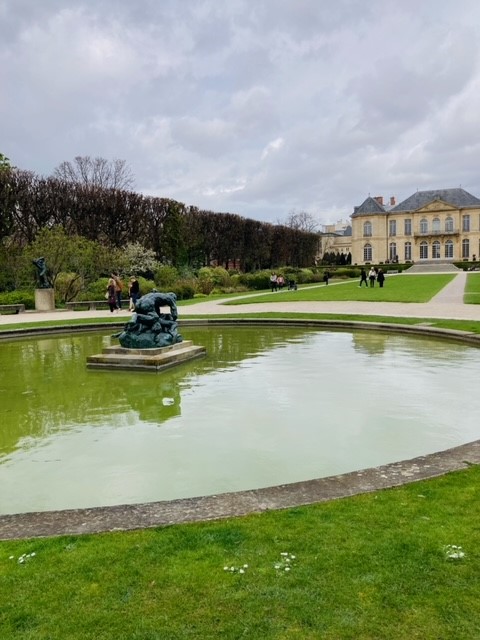 Sortie avril 2024
