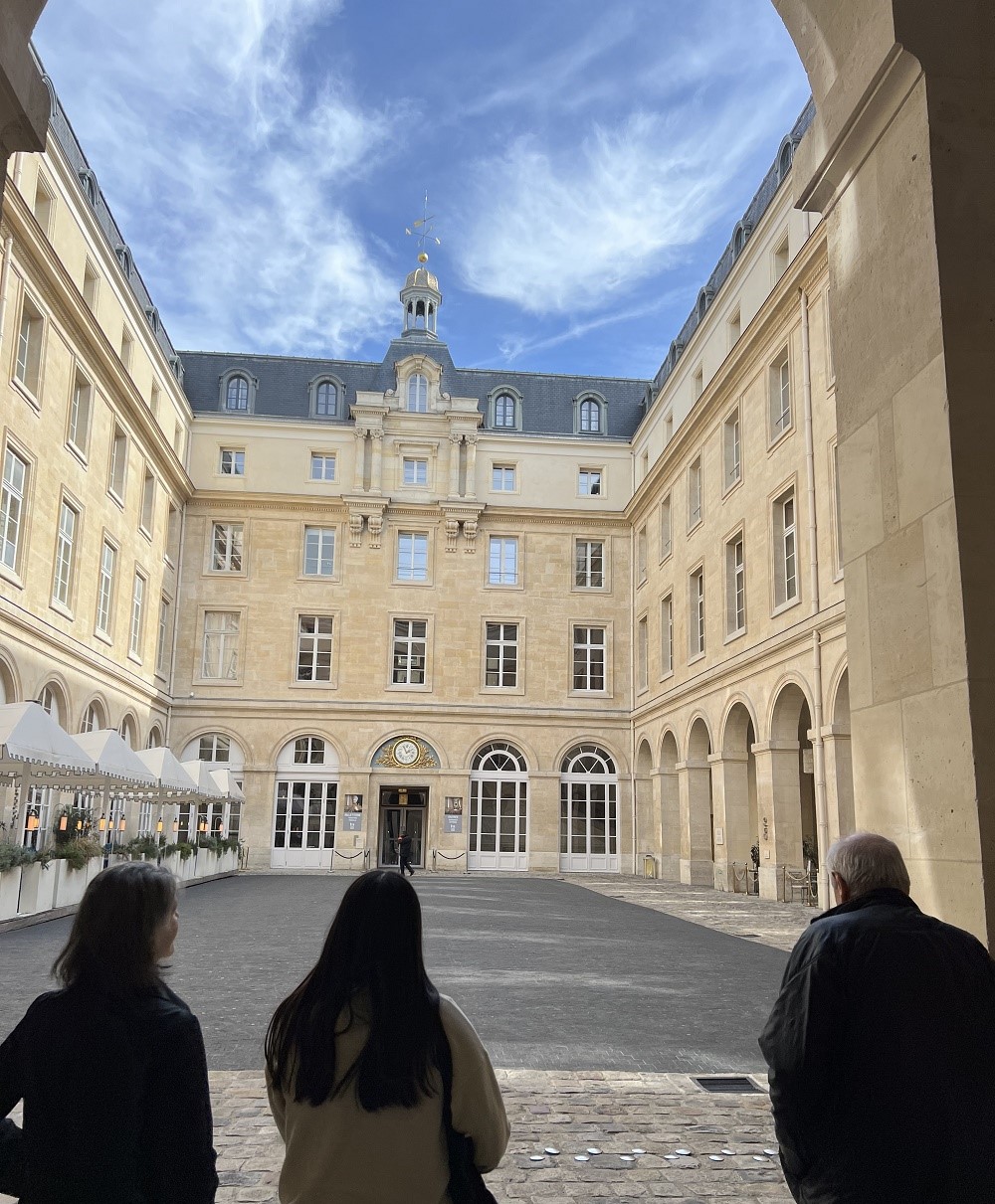 Sorties de Mars
